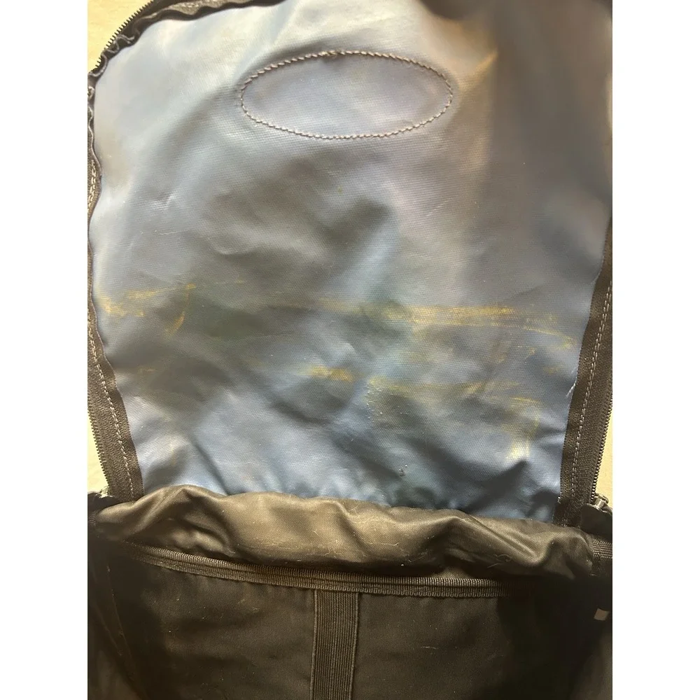 Columbia 300 Single Ball Tote Bowling Bag Blue with Zip Compartments and Strap